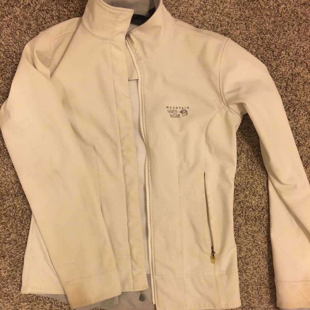 Mountain hard wear jacket